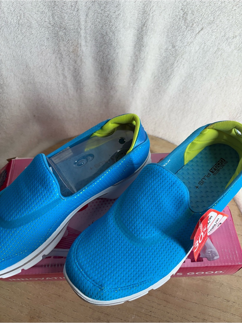 Skechers Women’s Bright Blue Slip-On Sneakers with Lime Green Lining - Picture 4 of 6